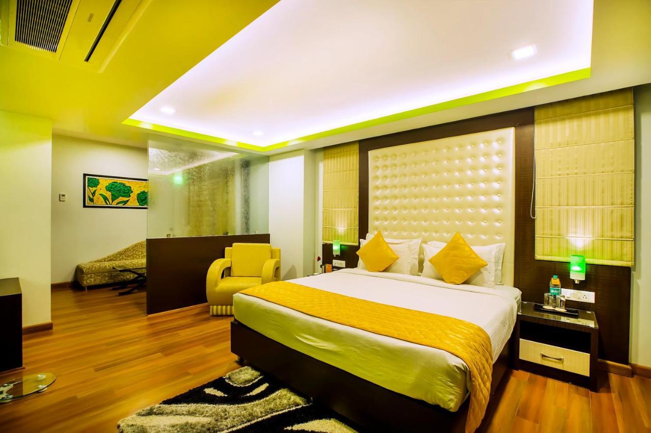 Hotel Kapish Smart-All Pure Veg Jaipur Eksteriør billede