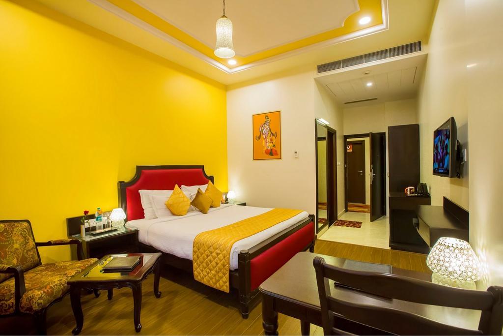 Hotel Kapish Smart-All Pure Veg Jaipur Eksteriør billede